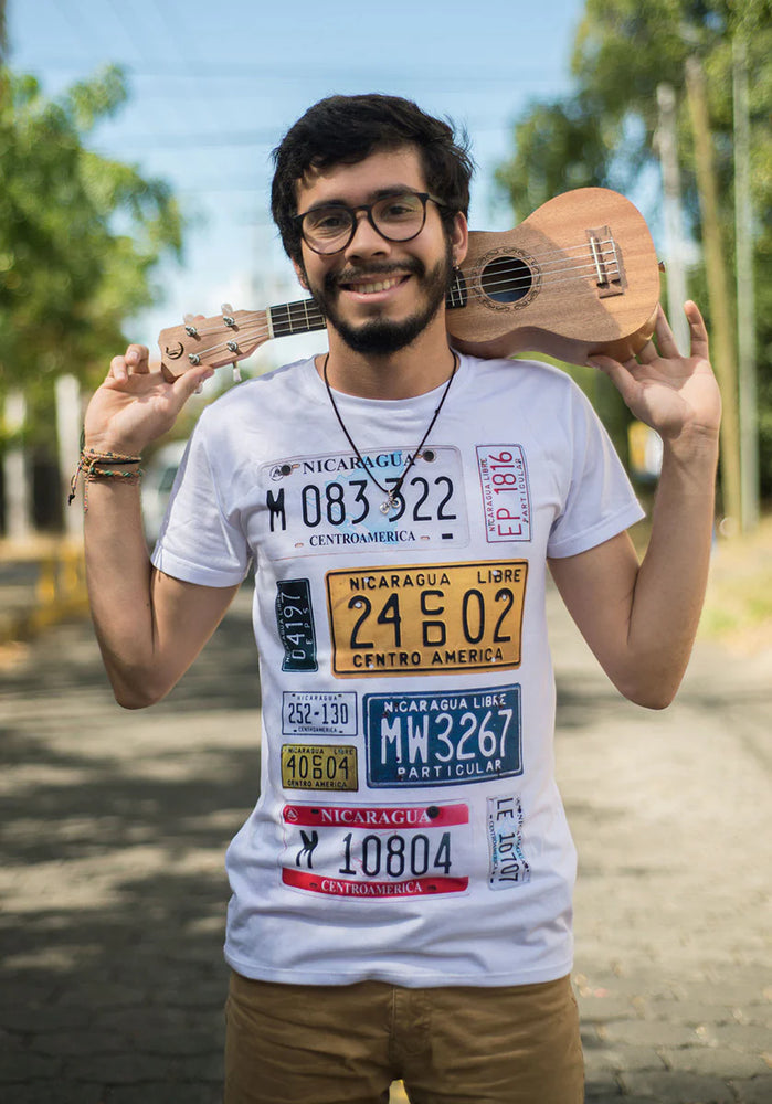 Nicaraguan Car Plates Men's T-shirt